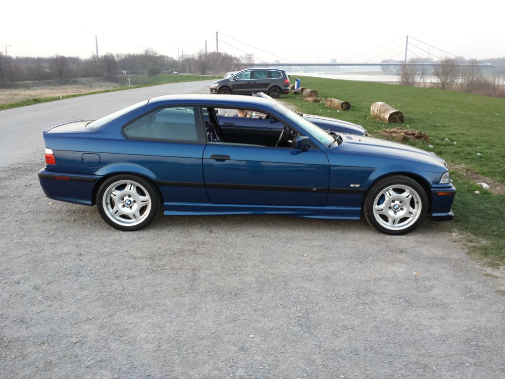 E36 Sport Edition Avusblau - 3er BMW - E36