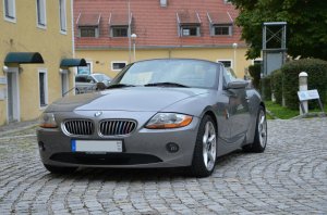 A Gentlemanīs Roadster - BMW Z1, Z3, Z4, Z8 A Gentlemanīs Roadster - BMW Z1, Z3, Z4, Z8