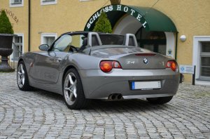 A Gentlemanīs Roadster - BMW Z1, Z3, Z4, Z8 A Gentlemanīs Roadster - BMW Z1, Z3, Z4, Z8