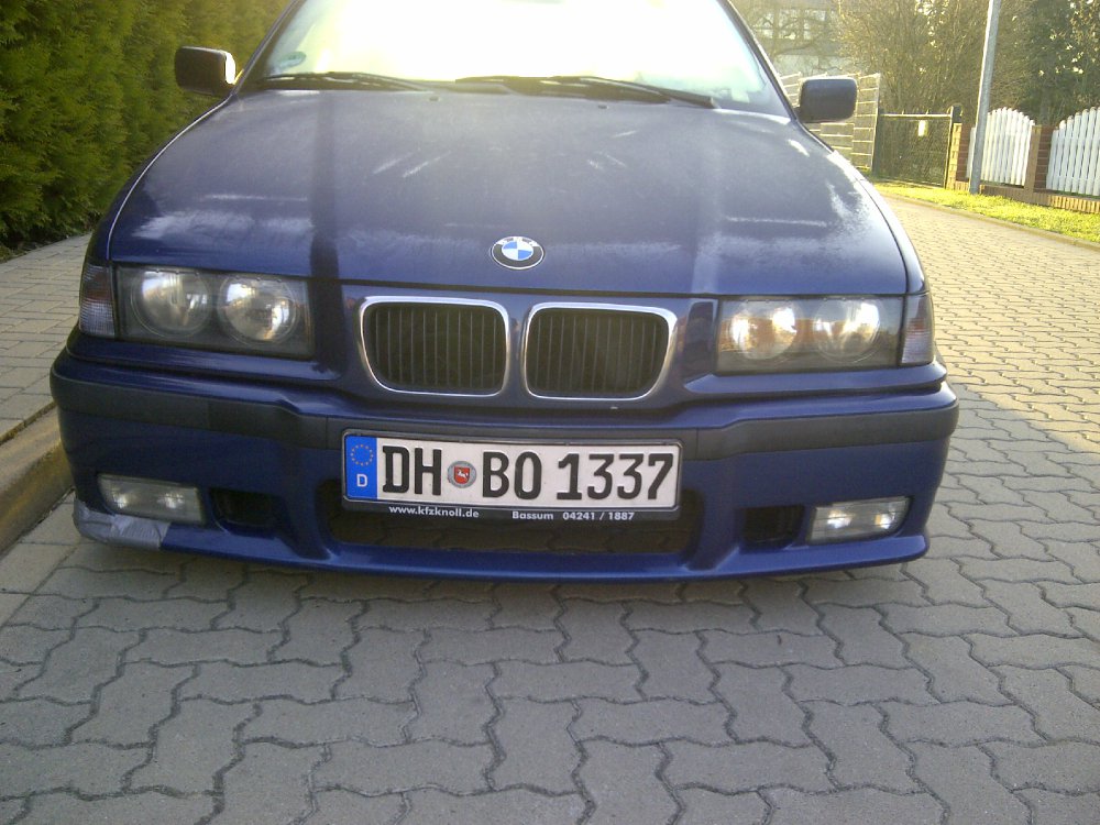BMW - Die zweite. 323i - 3er BMW - E36