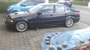 E46, 323i Limousine, Cosmosschwarz - 3er BMW - E46