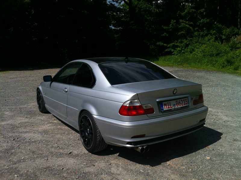 *Schrott* Wiederaufbau zum 330 Ringtool *Sparco* - 3er BMW - E46