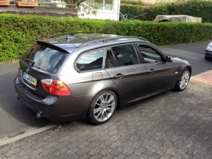 Slammed 335d daily - DieselWiesel - 3er BMW - E90 / E91 / E92 / E93 Slammed 335d daily - DieselWiesel - 3er BMW - E90 / E91 / E92 / E93