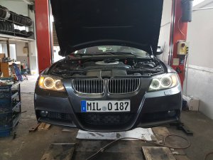 Slammed 335d daily - DieselWiesel - 3er BMW - E90 / E91 / E92 / E93 Slammed 335d daily - DieselWiesel - 3er BMW - E90 / E91 / E92 / E93