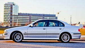 525i - 5er BMW - E39