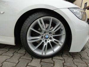 BMW  Felge in 8x18 ET  mit Michelin  Reifen in 225/40/18 montiert vorn Hier auf einem 3er BMW E91 320d (Touring) Details zum Fahrzeug / Besitzer