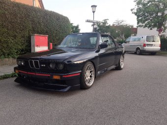 E30 M3 Cabrio Evo Replika - 3er BMW - E30 E30 M3 Cabrio Evo Replika - 3er BMW - E30