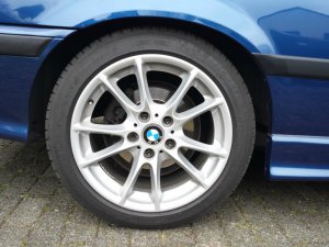 BMW Radialspeiche 50 Felge in 8x17 ET 47 mit Michelin Pilot Sport 3 Reifen in 225/45/17 montiert hinten Hier auf einem 3er BMW E36 320i (Coupe) Details zum Fahrzeug / Besitzer