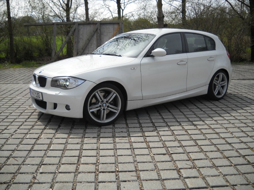 BMW 130i wei - 1er BMW - E81 / E82 / E87 / E88