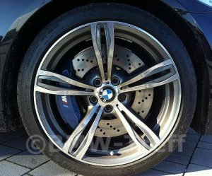 BMW  Felge in 8.5x19 ET 35 mit Nankang  Reifen in 225/35/19 montiert vorn Hier auf einem 3er BMW E90 325i (Limousine) Details zum Fahrzeug / Besitzer