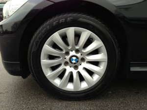 E90 318i LCI 2009 - 3er BMW - E90 / E91 / E92 / E93