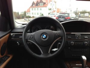 E90 318i LCI 2009 - 3er BMW - E90 / E91 / E92 / E93