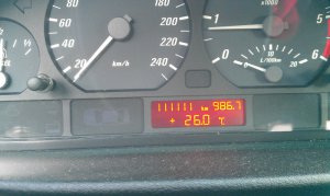 Estorilblauer 330er - 3er BMW - E46
