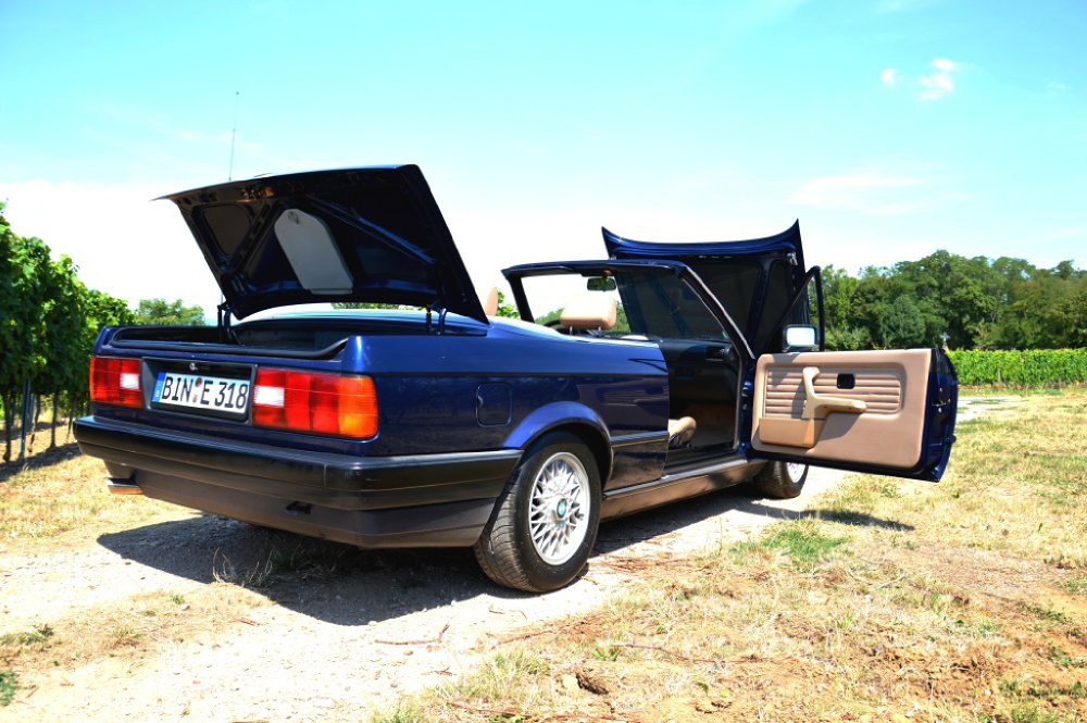 E30 Cabrio 318 Ein Traum in maritiusblau und beige - 3er BMW - E30