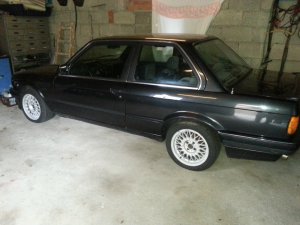 BMW E30 Diamantschwarz M52B28 - 3er BMW - E30