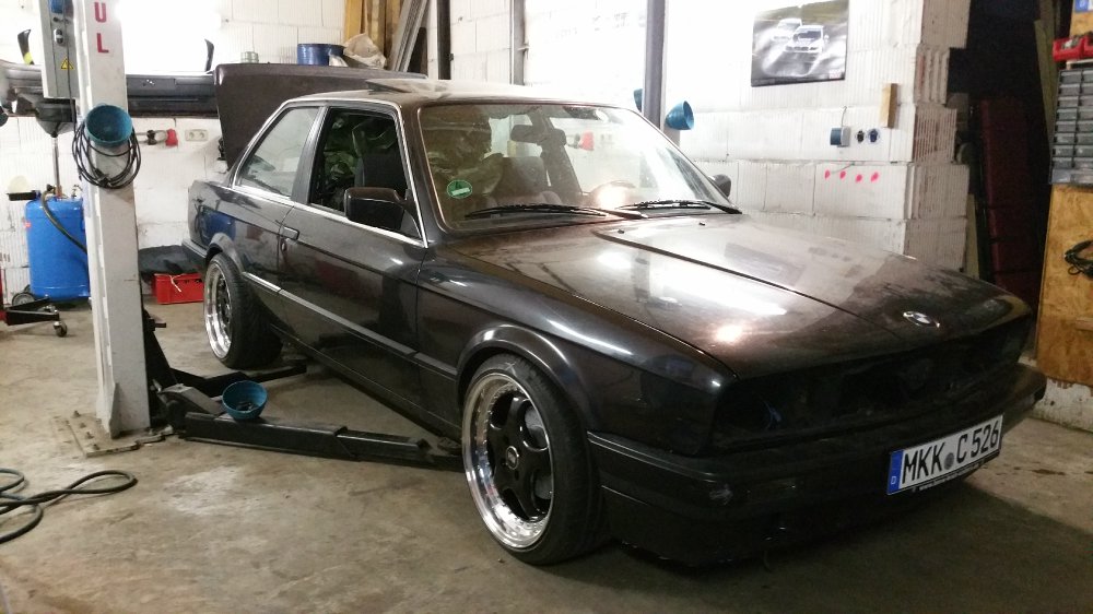 BMW E30 Diamantschwarz M52B28 - 3er BMW - E30