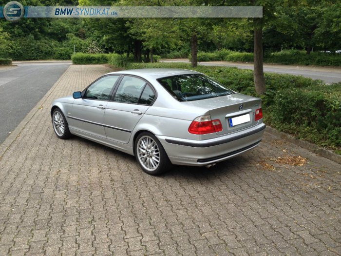 BMW E46 323i Limousine Titansilber - 3er BMW - E46