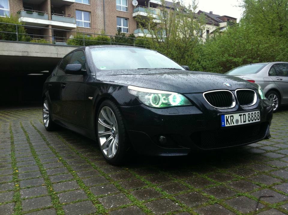 BMW E60 520D M Paket Carbonschwarz - 5er BMW - E60 / E61