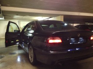 BMW 528i *CARBONSCHWARZ* - 5er BMW - E39