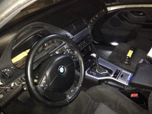 BMW 528i *CARBONSCHWARZ* - 5er BMW - E39