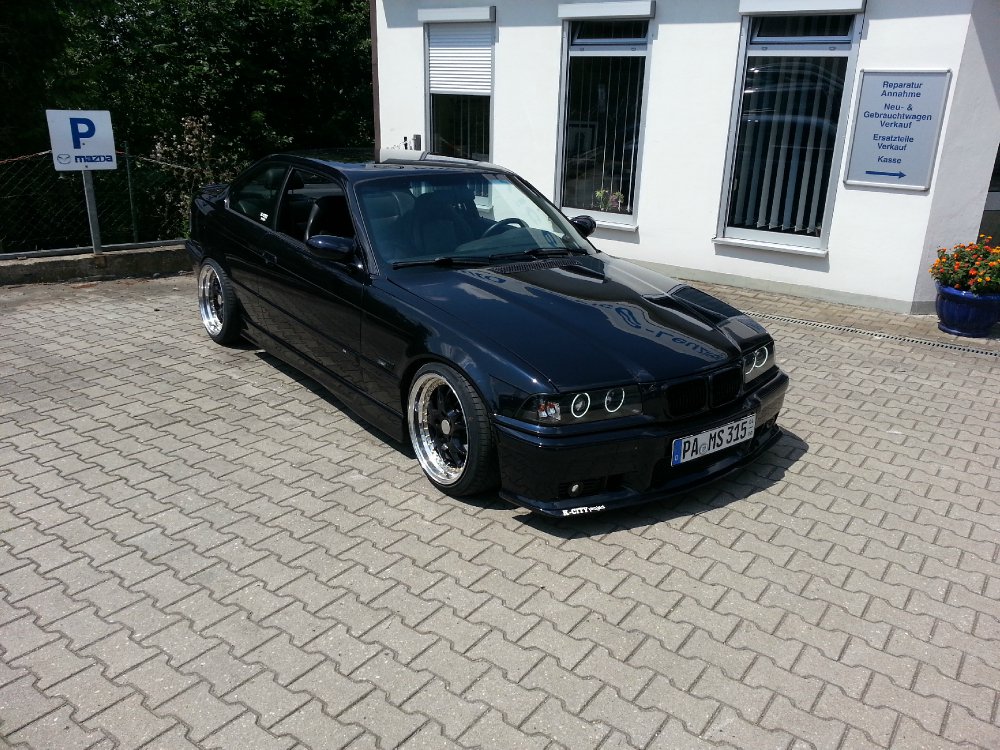 E36 Coupe 325i Carbonschwarz - 3er BMW - E36