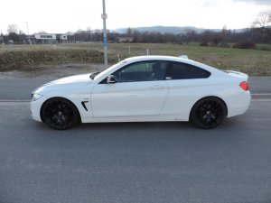 420d Sportline - 4er BMW - F32 / F33 / F36 / F82 420d Sportline - 4er BMW - F32 / F33 / F36 / F82