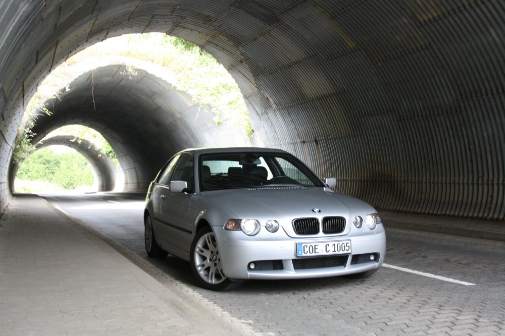 COMPACT,  Modern und zum Glck ohne -Stern- - 3er BMW - E46
