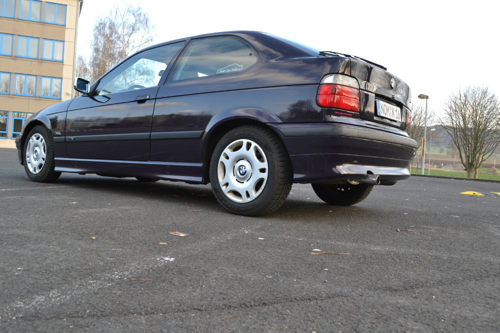 E36 Compact Schwarzviolett - 3er BMW - E36