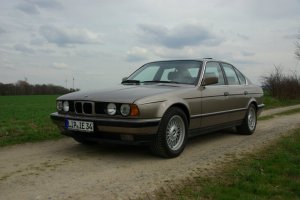 Goldi - 1989 BMW 525i M20B25 - 5er BMW - E34