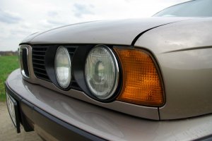Goldi - 1989 BMW 525i M20B25 - 5er BMW - E34 Goldi - 1989 BMW 525i M20B25 - 5er BMW - E34