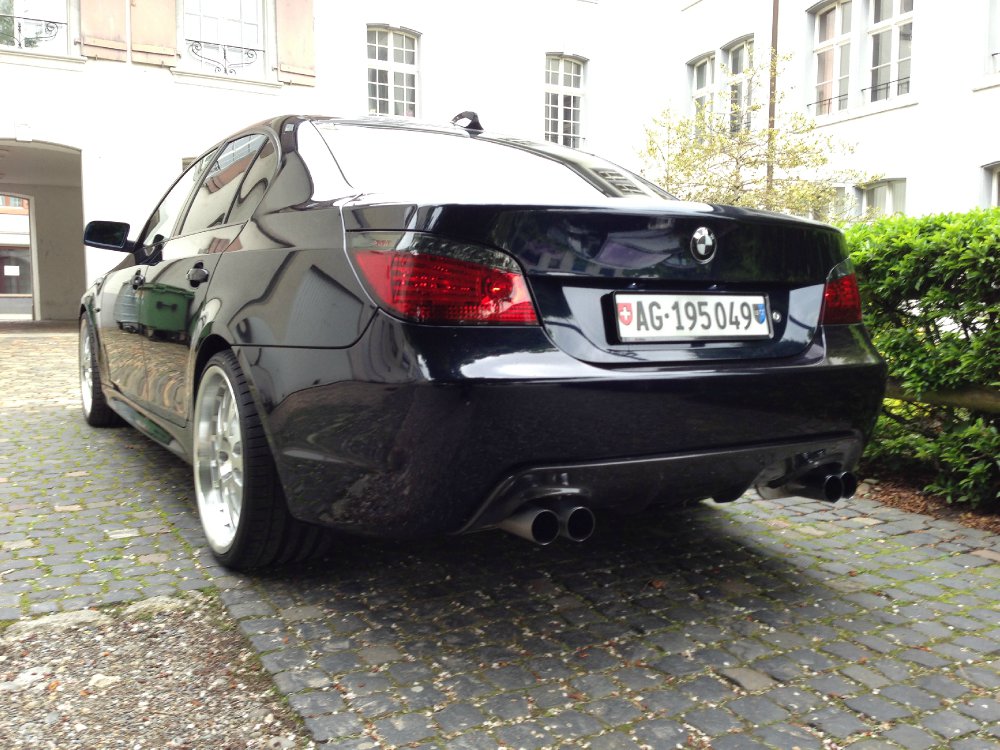 E60 530i M-paket carbonschwarz - 5er BMW - E60 / E61