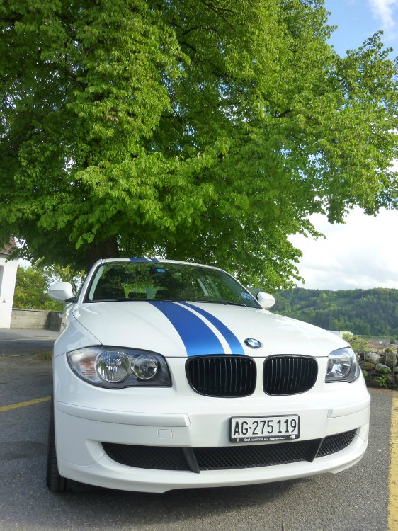 116i White/Blue - 1er BMW - E81 / E82 / E87 / E88