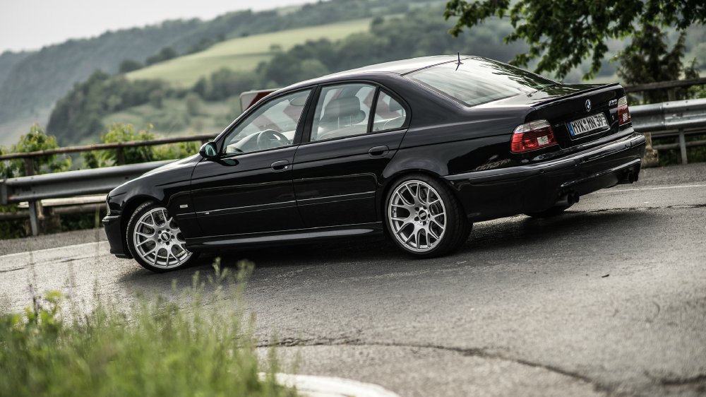 E39 M5 Carbon Schwarz - 5er BMW - E39