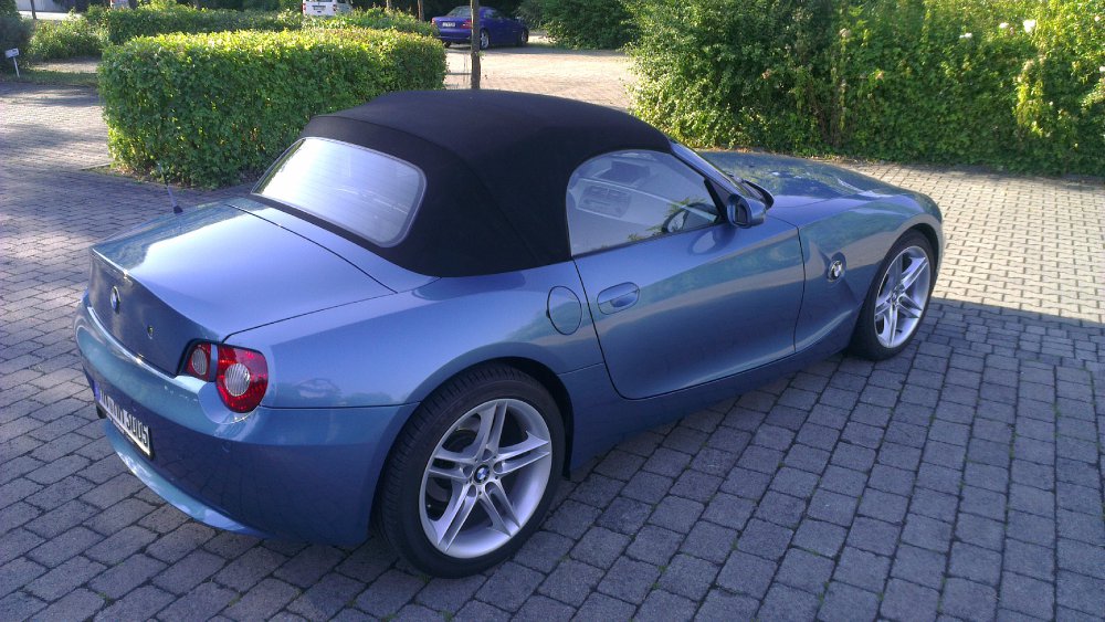 Z 4 2.5i ; maledivenblau - BMW Z1, Z3, Z4, Z8