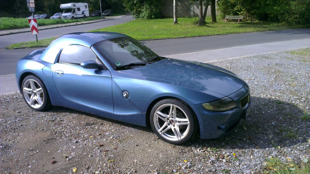 Z 4 2.5i ; maledivenblau - BMW Z1, Z3, Z4, Z8