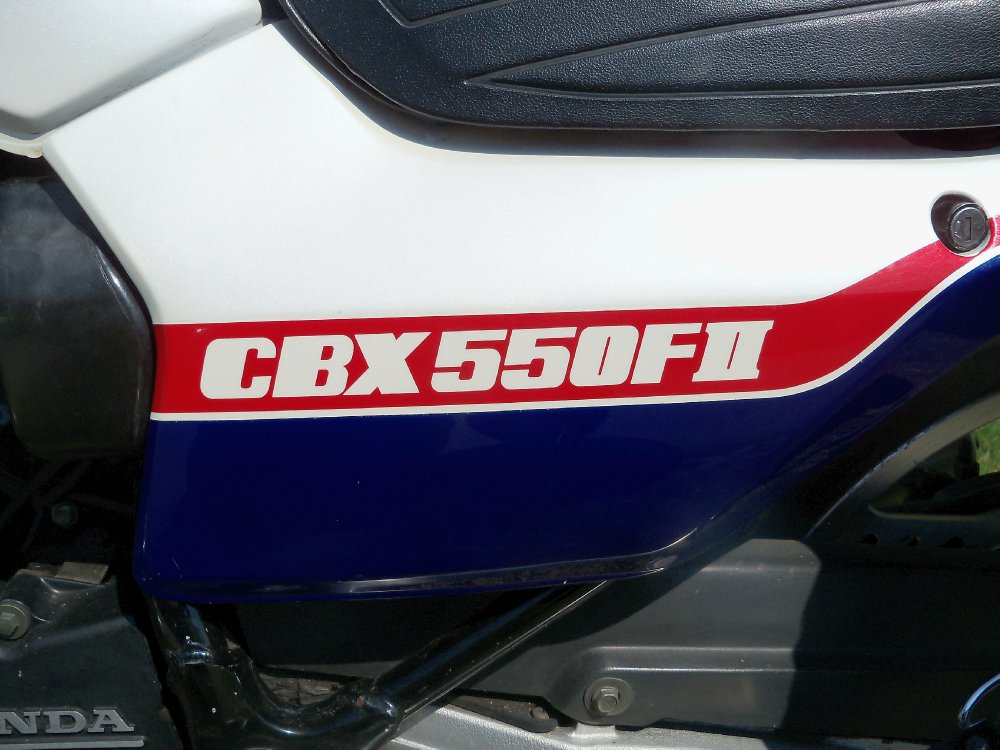 Honda CBX 550 FII auf FI - Fremdfabrikate