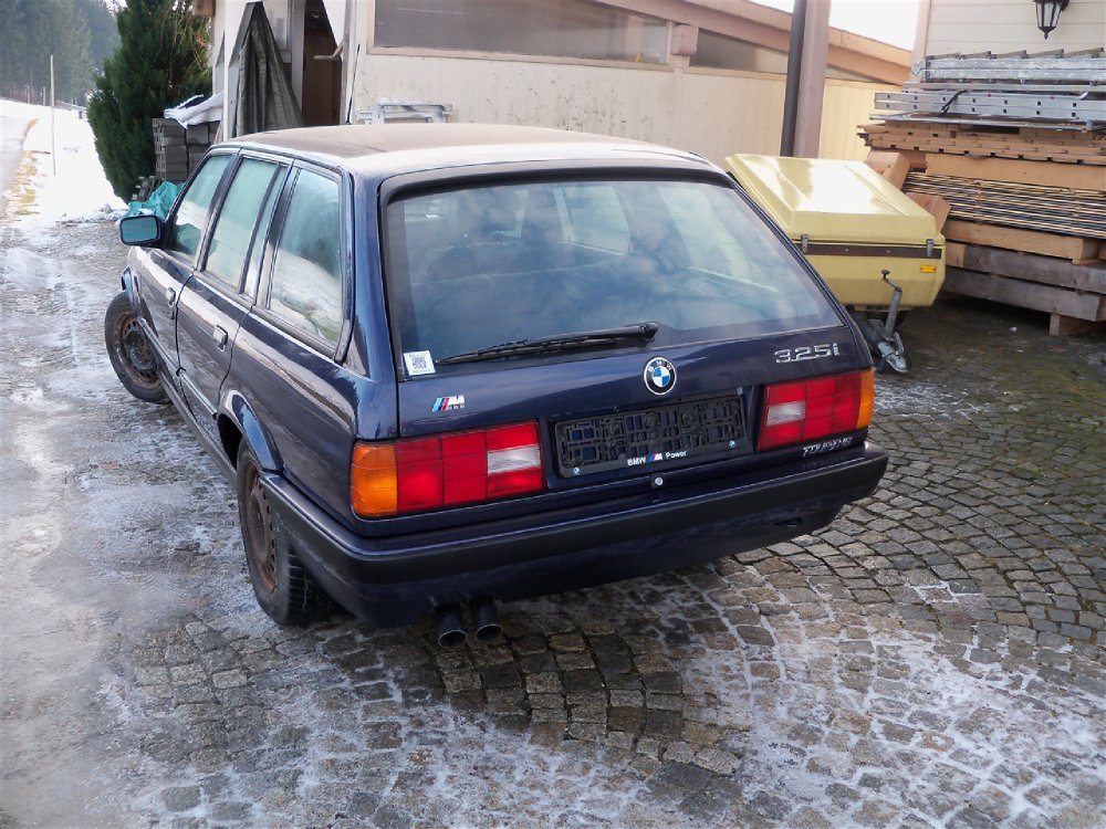 Restaurierter BMW 325i Touring  (e30) - 3er BMW - E30