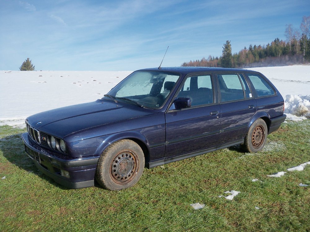 Restaurierter BMW 325i Touring  (e30) - 3er BMW - E30