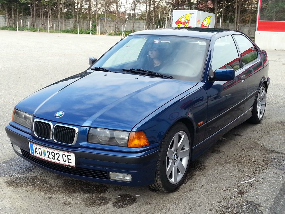 323ti - Compact Avusblau - 3er BMW - E36