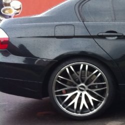 royal wheels  Felge in 9.5x19 ET 35 mit Continental Sport 5P Reifen in 255/30/19 montiert hinten mit 15 mm Spurplatten Hier auf einem 3er BMW E90 335d (Limousine) Details zum Fahrzeug / Besitzer