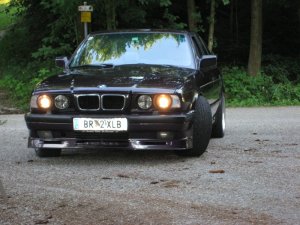 530i V8 - 5er BMW - E34