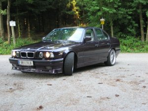 530i V8 - 5er BMW - E34