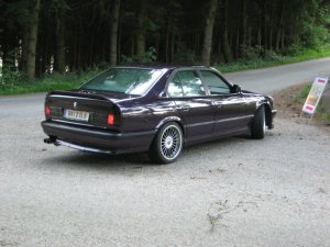 530i V8 - 5er BMW - E34