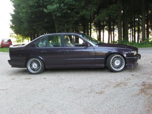 530i V8 - 5er BMW - E34