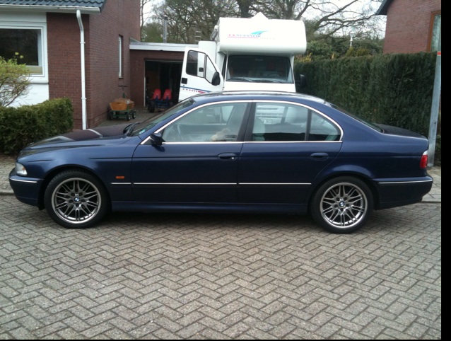 E39 523 - 5er BMW - E39