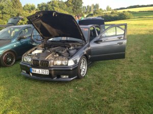 OldskoolLimo323i - 3er BMW - E36 OldskoolLimo323i - 3er BMW - E36