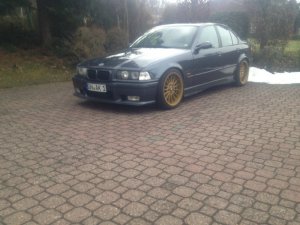 OldskoolLimo323i - 3er BMW - E36 OldskoolLimo323i - 3er BMW - E36