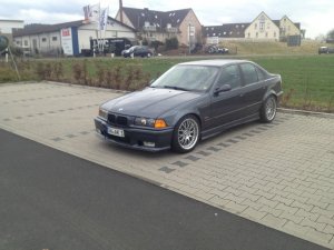 OldskoolLimo323i - 3er BMW - E36 OldskoolLimo323i - 3er BMW - E36