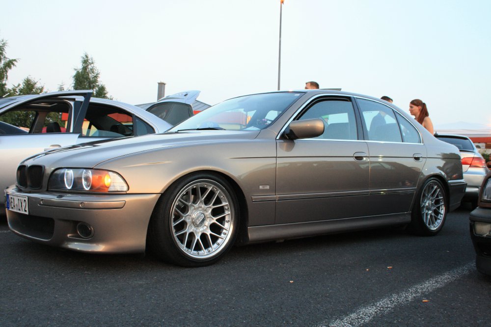 BMW 525iA - 5er BMW - E39