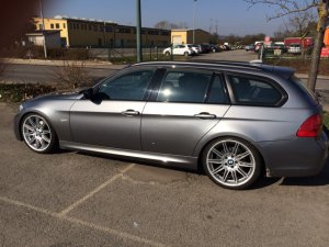 318d Touring - 3er BMW - E90 / E91 / E92 / E93